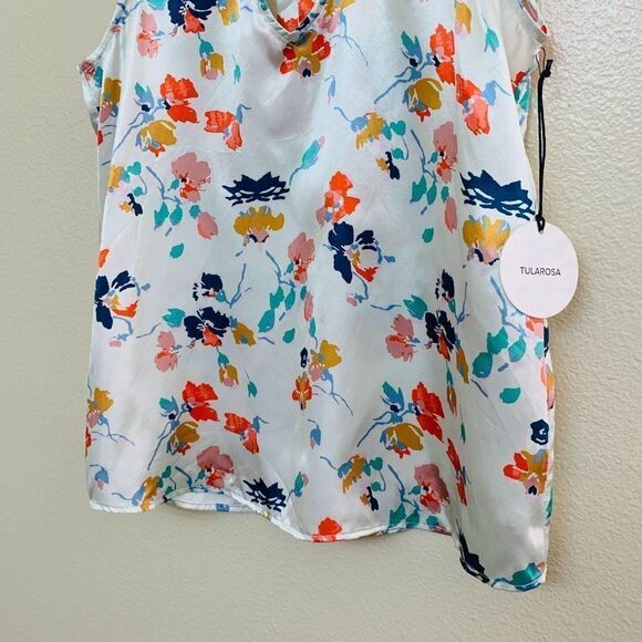 Tularosa Evie V Neck Cutout Floral Satin Tank XS - Picture 4 of 9